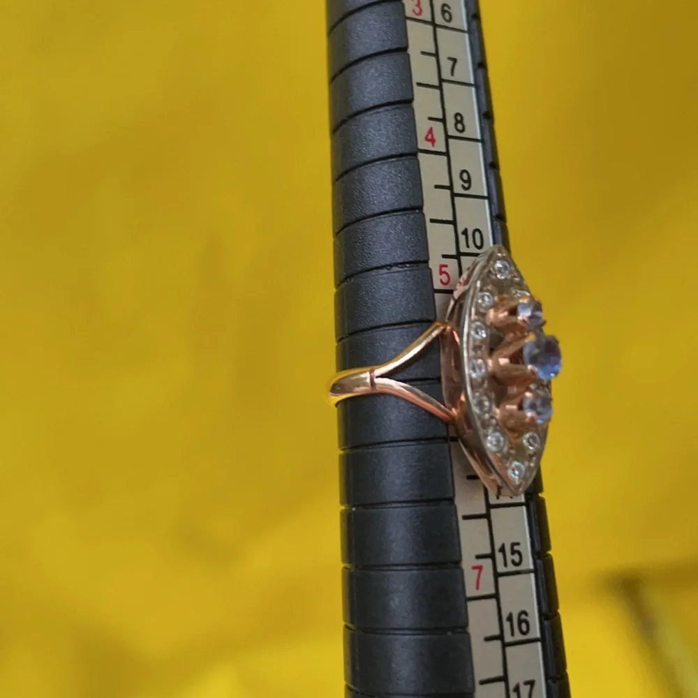 Antique 14K gold ring with fianites made in USSR